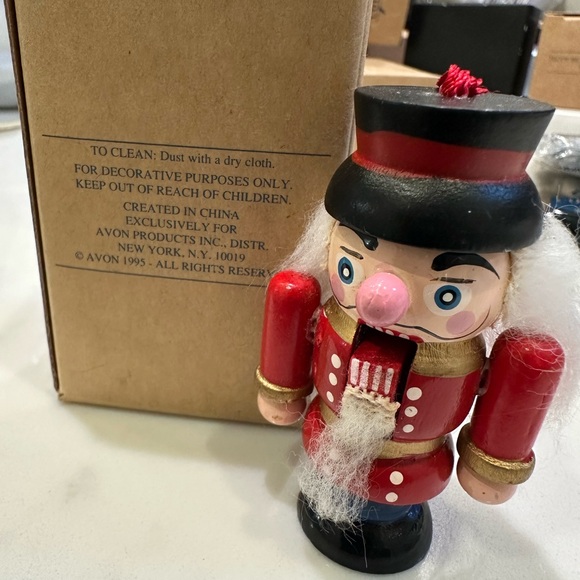Avon Holiday Nutcracker Ornament- red - Picture 6 of 16